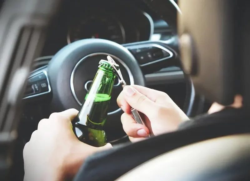 Zaostrzone kary dla pijanych kierowców – nowe przepisy wejdą życie jeszcze w tym roku